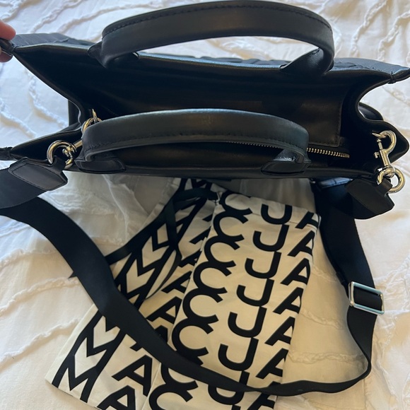 MARC JACOBS The Tote Bag – Black - Picture 9 of 9